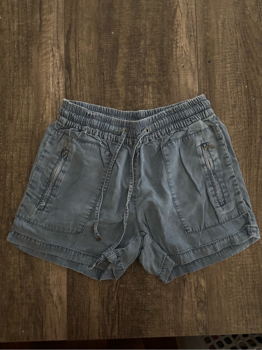 Max Jeans Women's High-Waist Drawstring Shorts in Washed Blue